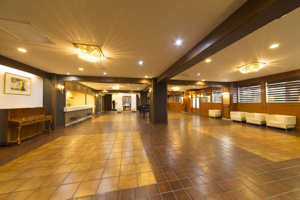Highness Hotel Kurume Bagian luar foto